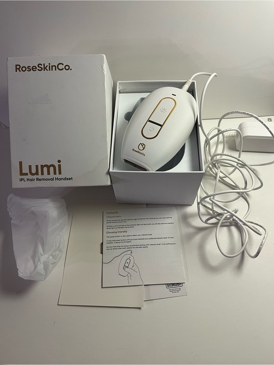 Rose skin co Other - ROSE SKIN CO. Lumi IPL Hair Removal Handset 🎀🎀🎀🎀🎀🎀🎀🎀🎀🎀🎀
